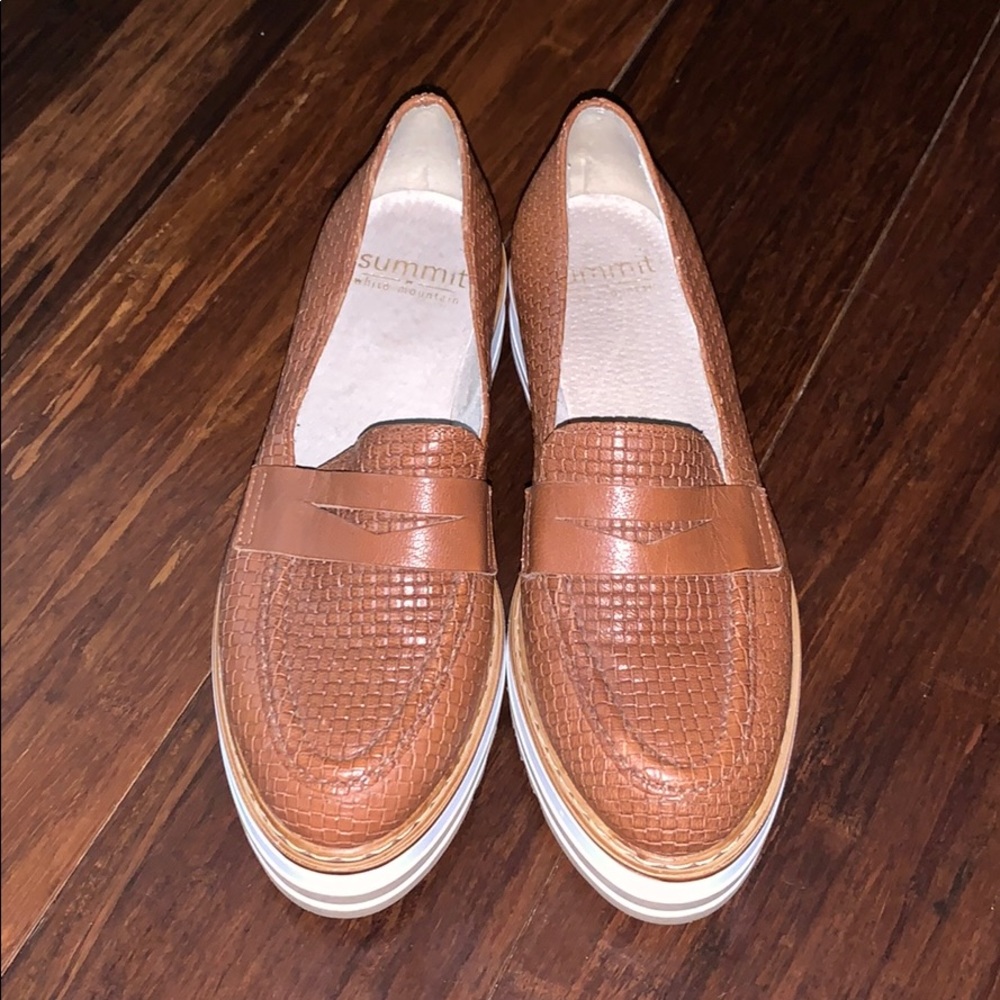 [Summit] White Mountain Bethania Platform Loafer - image 3